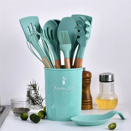 Pure Silicone Food Distribution Kit -More Than 8 Pcs High Quality - Aqua Blue