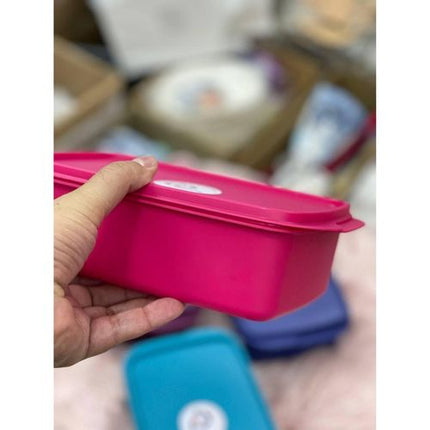 Banana Divided 2 Levels Lunch Box - 1.5 L - (1 Piece) - Pink